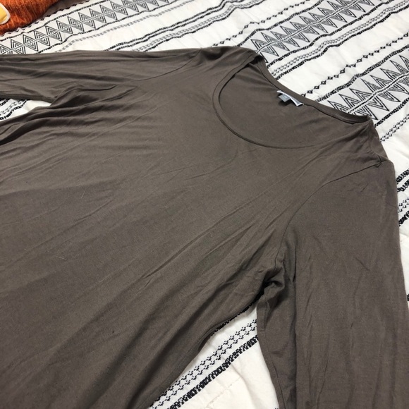 JM Collection Tops - Grey/Brown 3/4 sleeve, scoop neck shirt